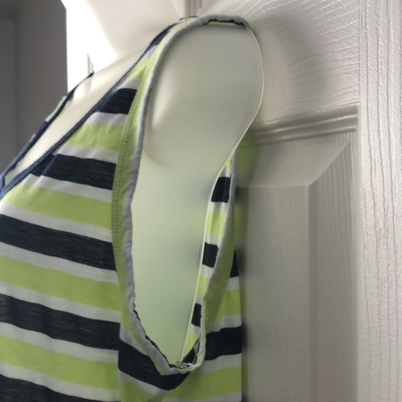 T.La Scoop-Neck Layering Tank Lime XL - Picture 7 of 10